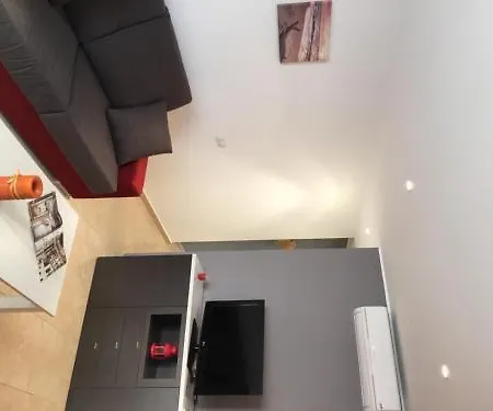 Apartment Traginers *